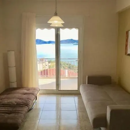 Lina's View * PalaiónTsiflíkion